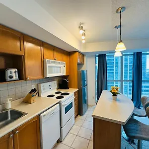 Rivetstays - The Yonge Apartment Toronto